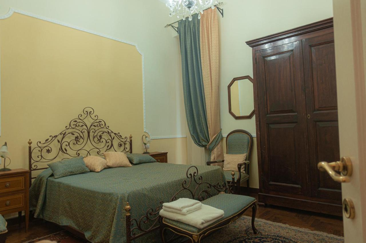 Palazzo Capece Apartment Caivano Luaran gambar
