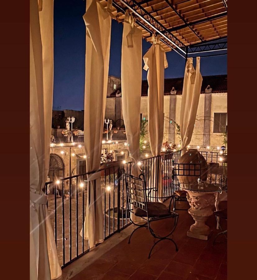 Palazzo Capece Apartment Caivano Luaran gambar